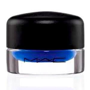 MAC Royal Wink Pro Long wear Fluidline